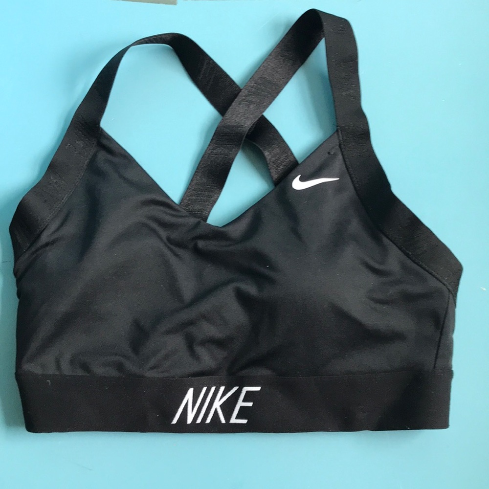 nike sports bra